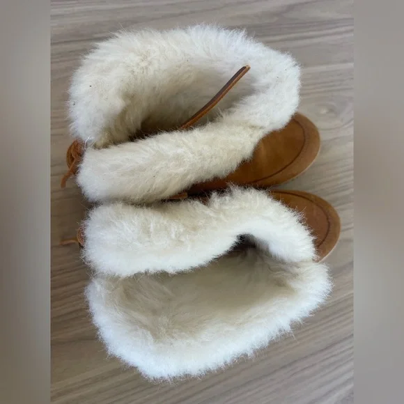 Sorel Women's Brown Boots with Cream Fur - Picture 9 of 14